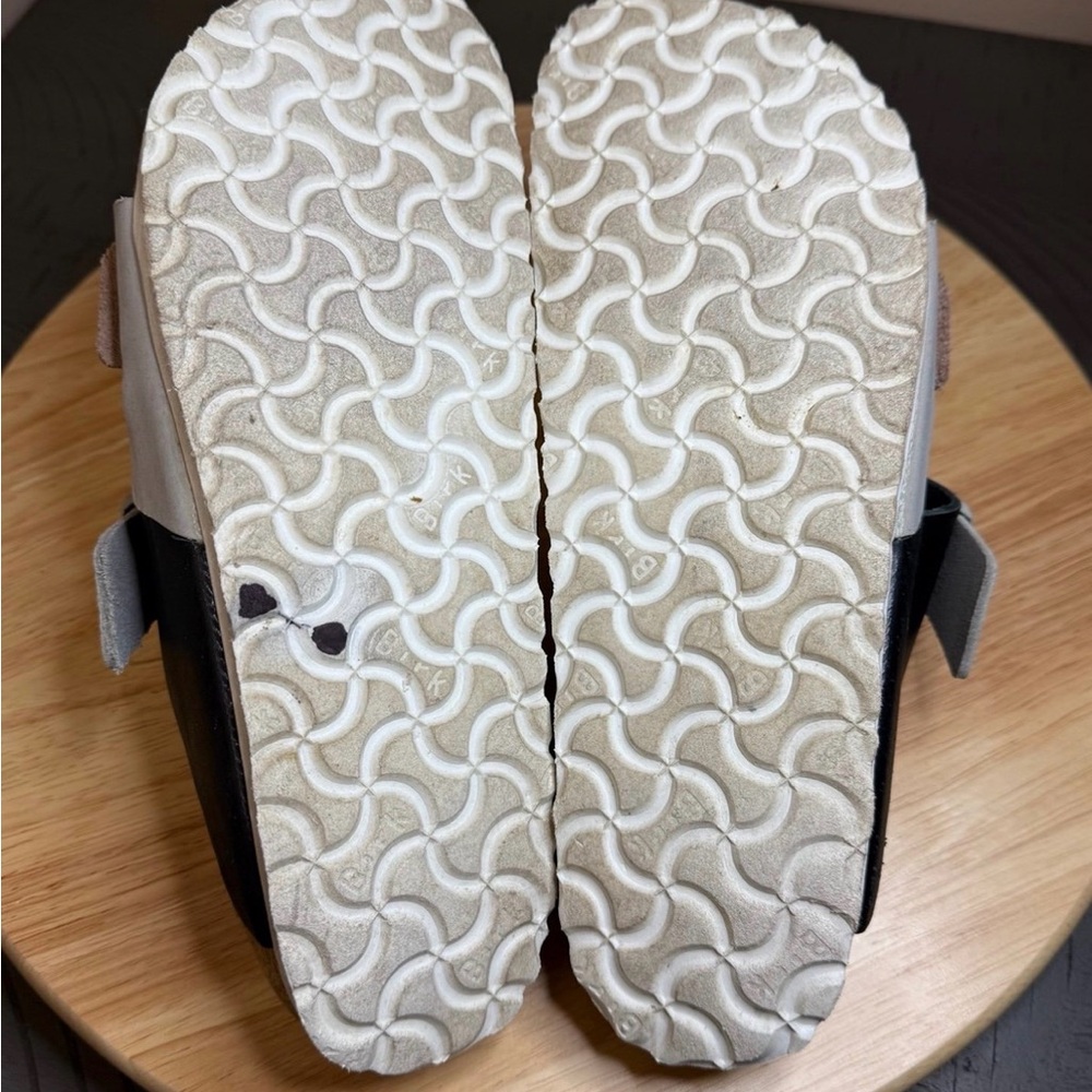 Birkenstock Arizona Women's Sandals - Picture 5 of 6